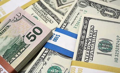 قیمت دلار و یورو مرکز مبادله ایران؛ امروز دوشنبه ۱۲ مرداد ۱۴۰۵